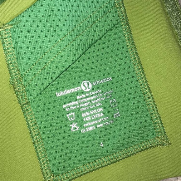 !SOLD! Lululemon Women’s Athletic Jacket - Picture 7 of 7